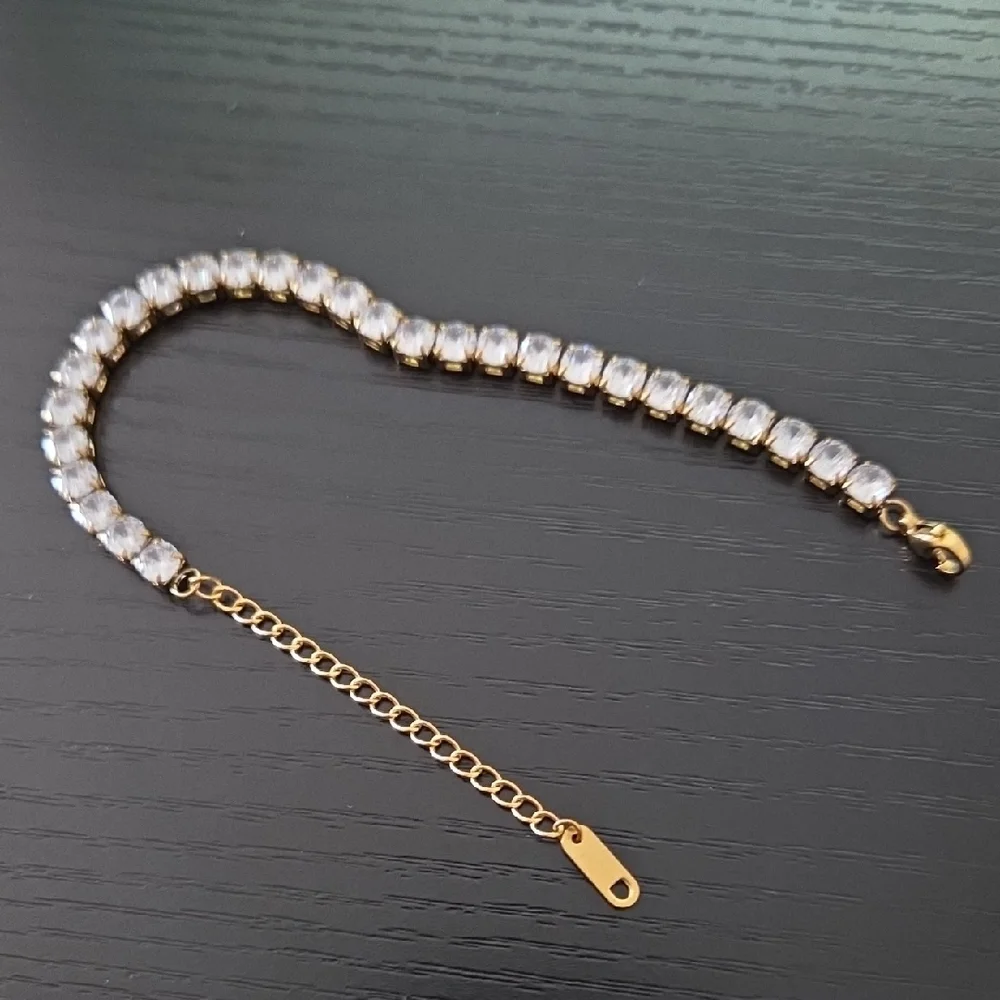 18K Gold Plated Stunning Tennis Bracelet
